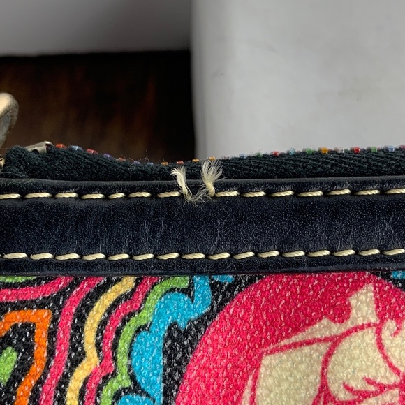 Disney World Resort Collab Dooney & Bourke sketch Princess Wristlet Purse - Picture 7 of 14